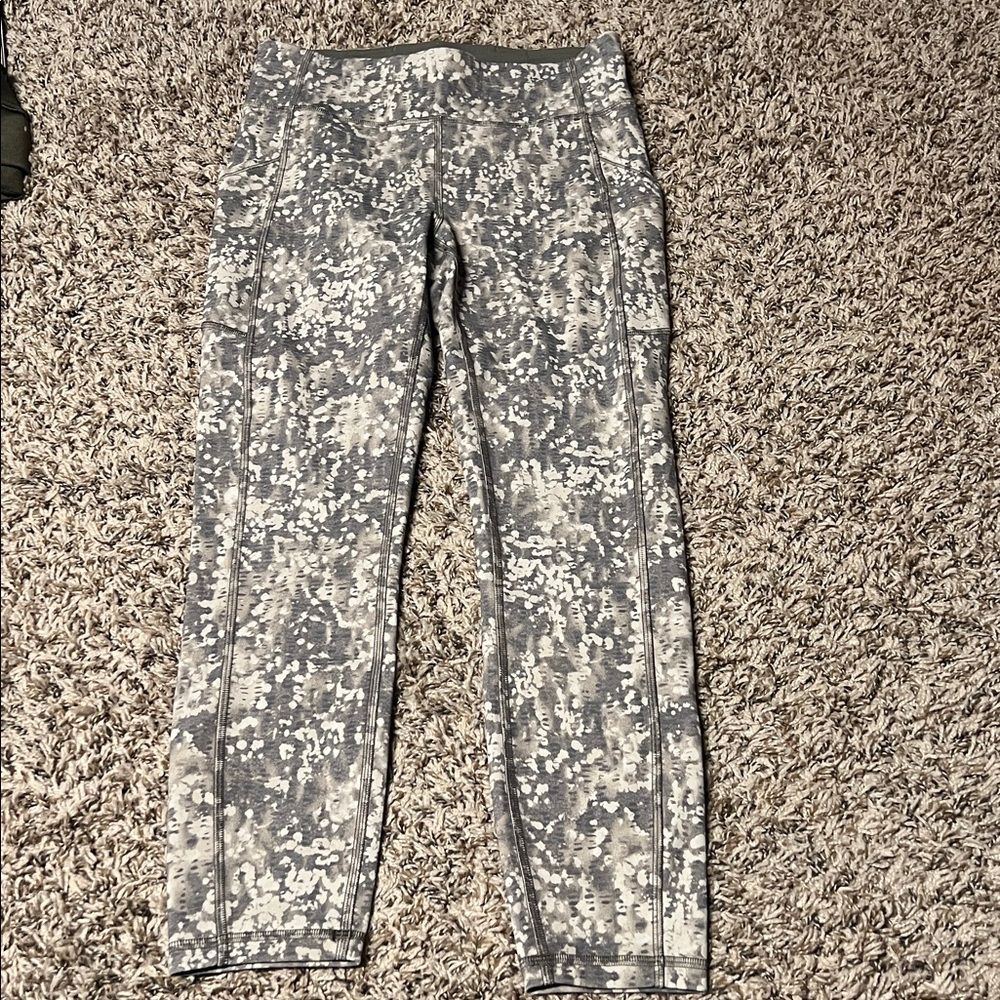 Lululemon Invigorate High Rise Tight 25” - Picture 2 of 6